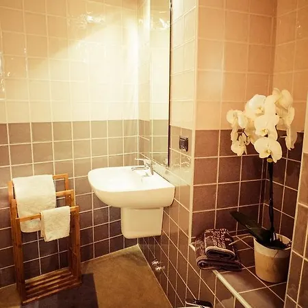 Aurora Bed & Breakfast 3*