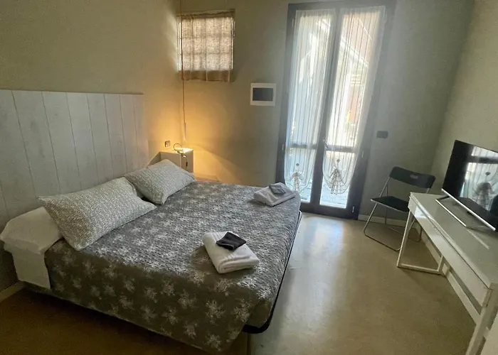Couette-café Aurora 3*