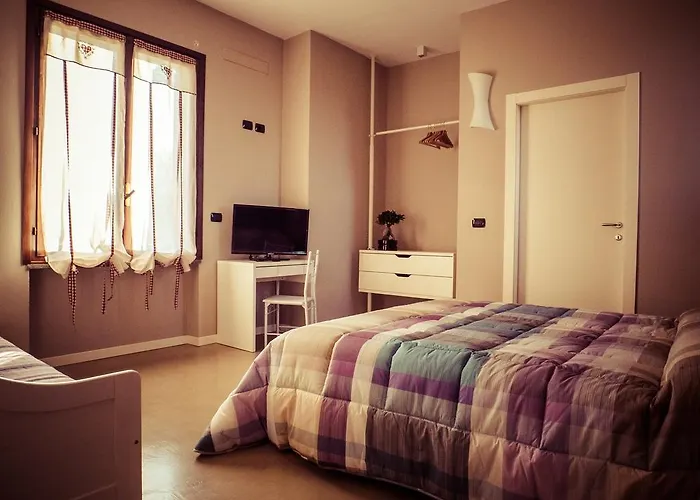 Couette-café Aurora 3*